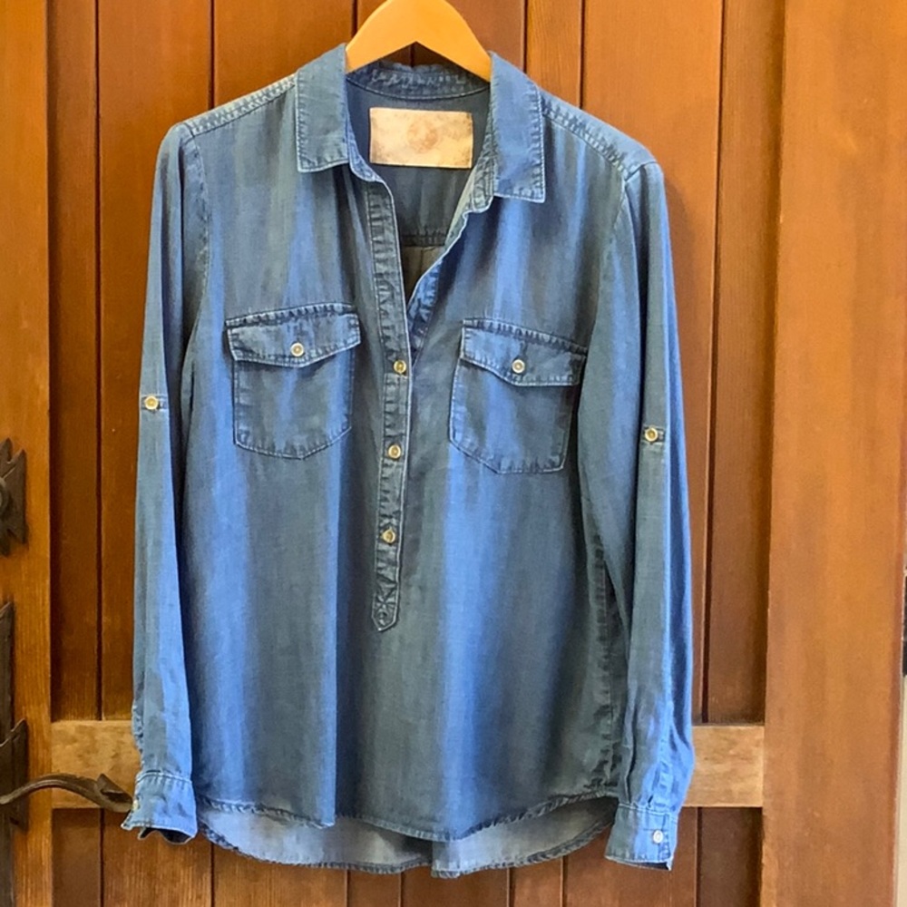 Bella Dahl Casual Denim Shirt